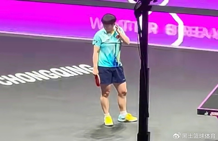 孙颖莎爆冷负于蒯曼无缘四强 国乒内部竞争引热