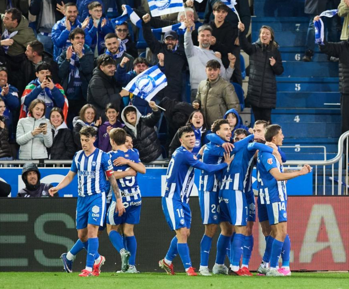 沙特联赛惨案：吉达国民逆转失利，法甲马赛绝