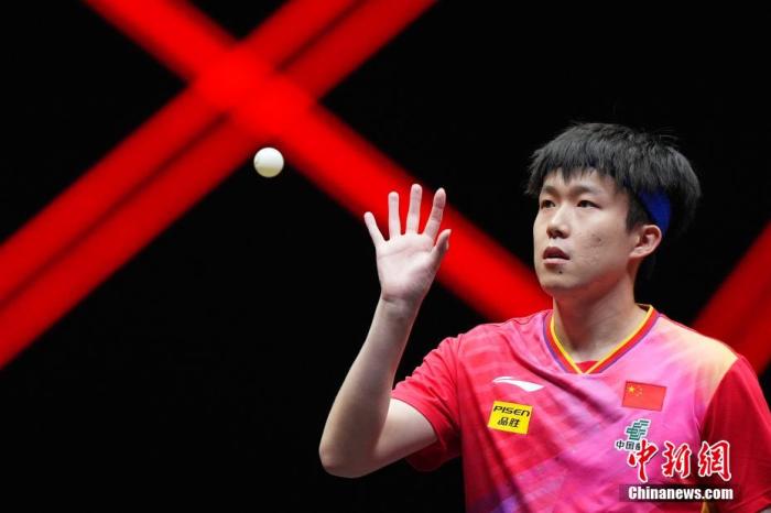 王楚钦福冈总决赛三连冠 阻击张本智和登顶