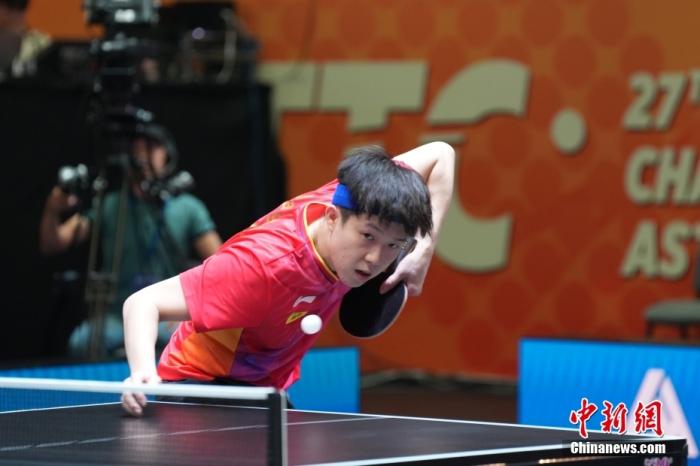 王楚钦福冈总决赛三连冠 阻击张本智和登顶